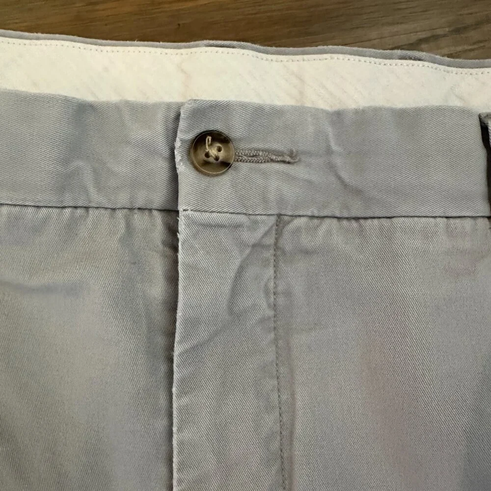 Polo Ralph Lauren Men's Gray Chino Shorts Size 40 - Picture 3 of 5